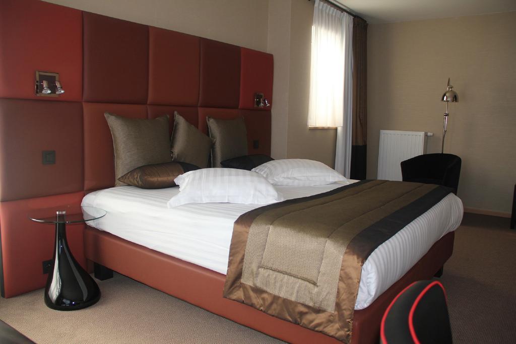 Hotel La Roseraie Wemmel Δωμάτιο φωτογραφία