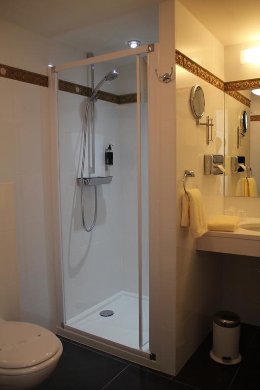 Hotel La Roseraie Wemmel Δωμάτιο φωτογραφία